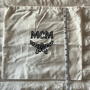 ❤️Absolutely Authentic MCM purse dust bag